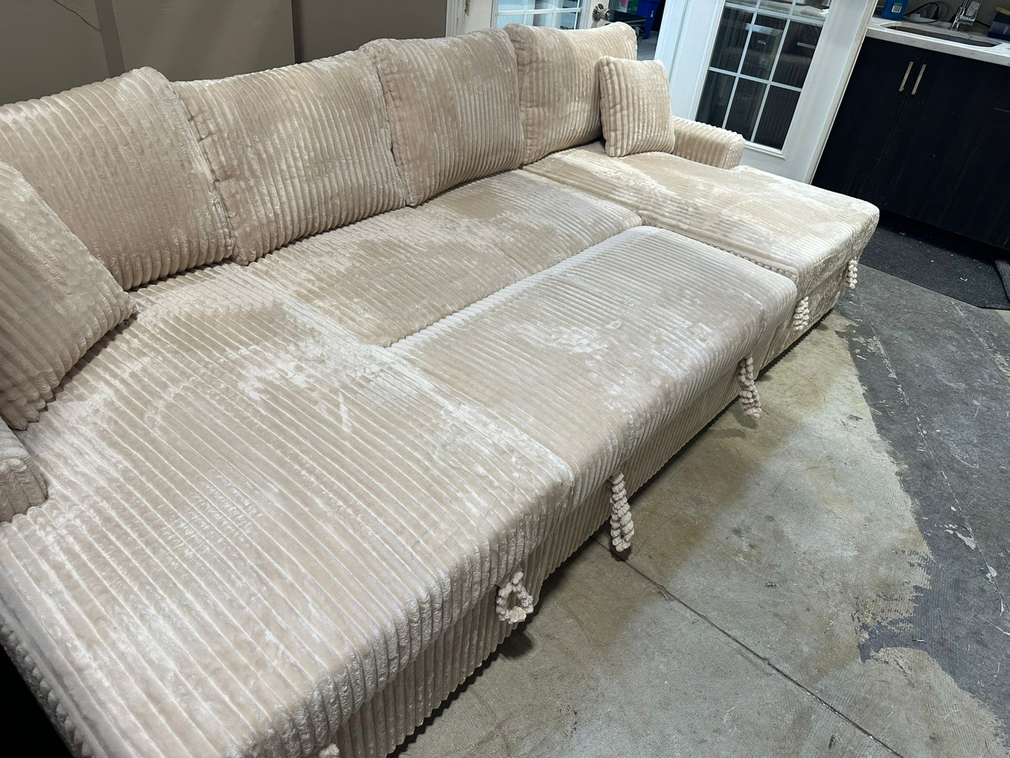 Aspen U-Shape Sleeper Sectional with Storage